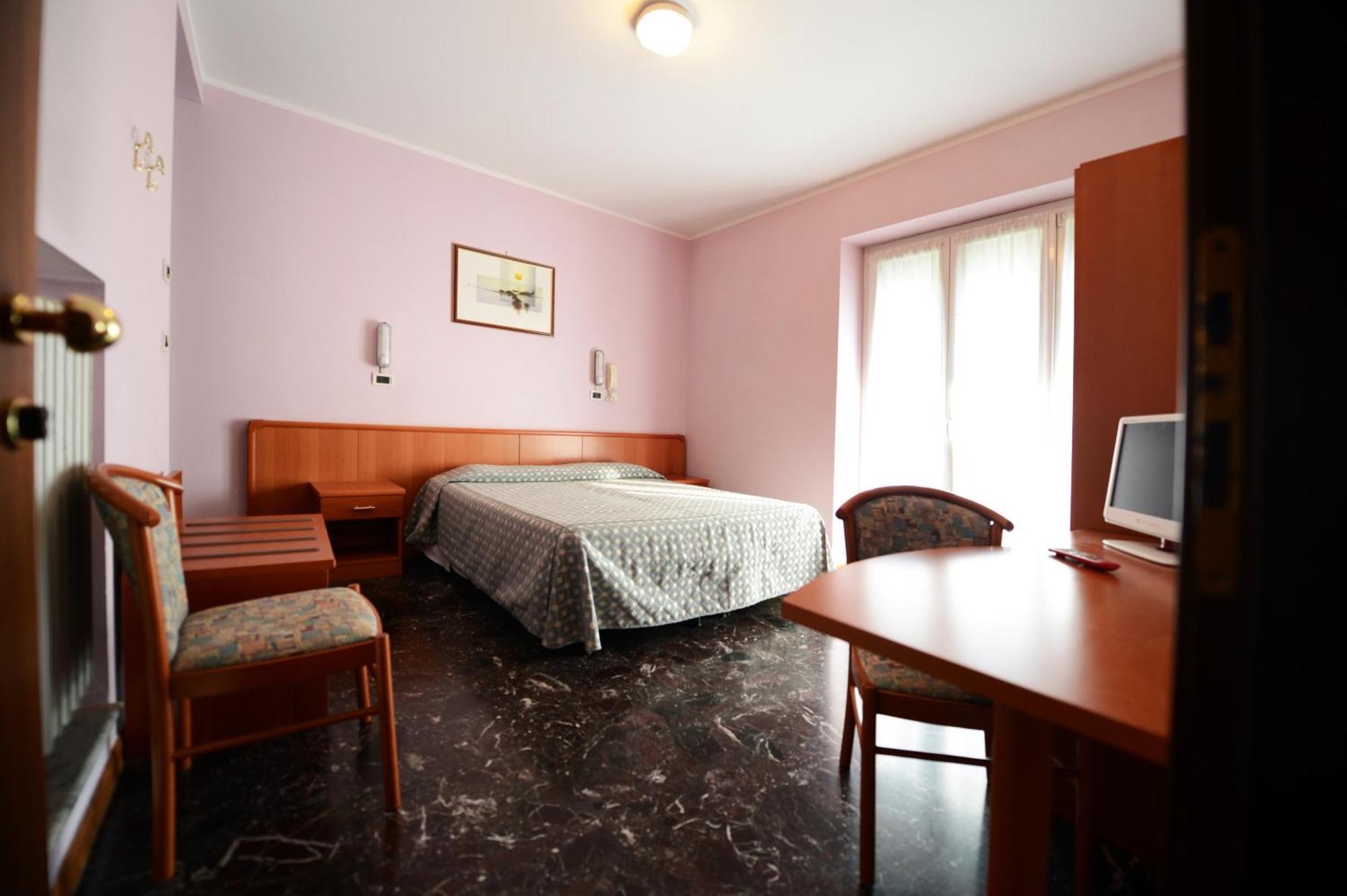Albergo Venaria Reale Da Matteo Narzole Экстерьер фото